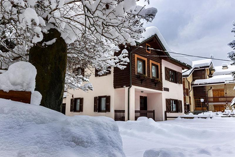 Champoluc Apartment Exterior photo